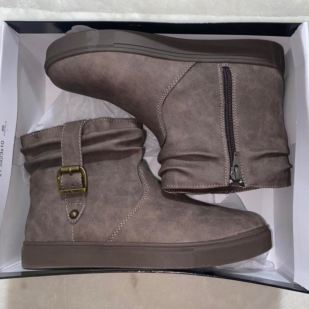 Nine West boots
